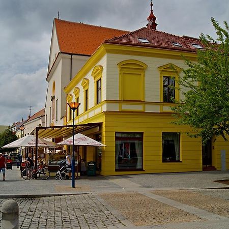 Penzion Longus Kyjov  Exterior photo
