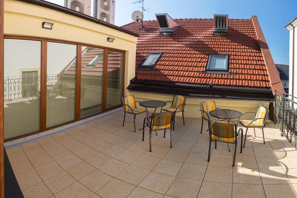 Penzion Longus Kyjov  Exterior photo